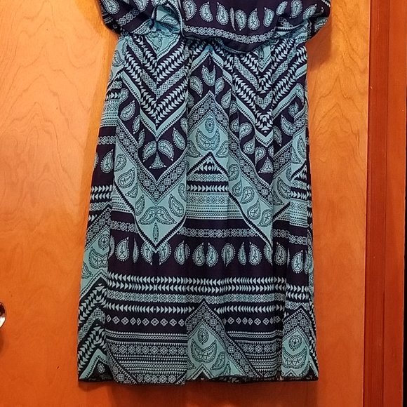 Sheer Short Sleeve Dress - Picture 2 of 8